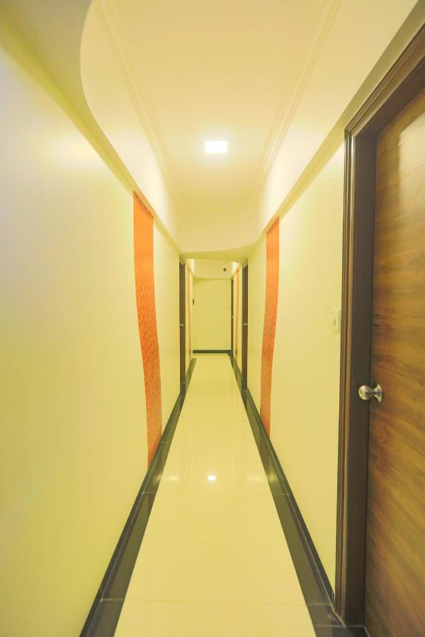 Hotel Mid Town Bombaj Zewnętrze zdjęcie